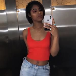 Meet your Posher, Valarie